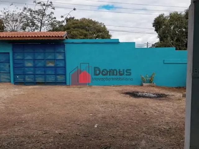 Casa com 1014m², à venda, no bairro Goiabal em Pindamonhangaba