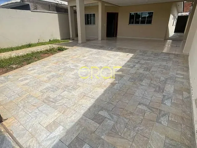 Casa 3 quartos e 2 banheiros, para alugar, no bairro Parque Vila Verde em Formosa
