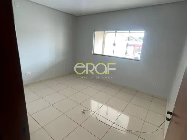 Casa 3 quartos e 2 banheiros, para alugar, no bairro Parque Vila Verde em Formosa
