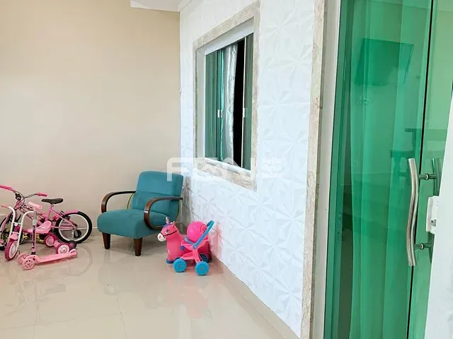 Casa 2 quartos e 2 banheiros, à venda, no bairro Parque Continental em Simões Filho