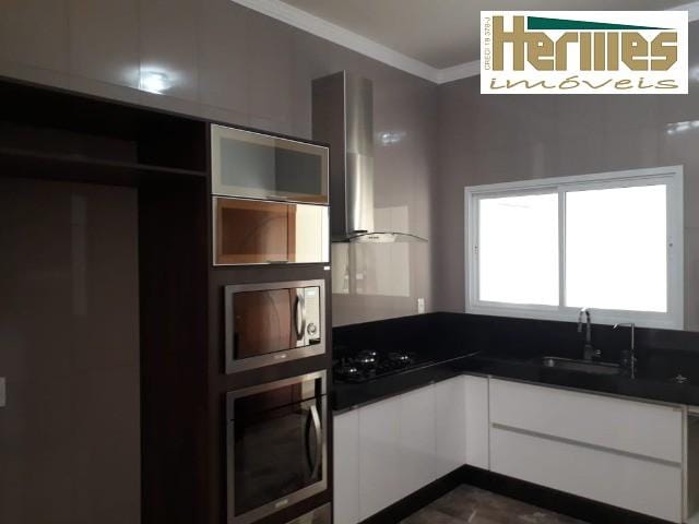 Casa, 3 quartos, 300 m² - Foto 4