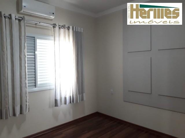 Casa, 3 quartos, 300 m² - Foto 13