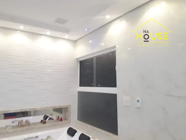Casa com 200m² 3 quartos e 2 banheiros, à venda, no bairro Parque Cidade Jardim em Votuporanga