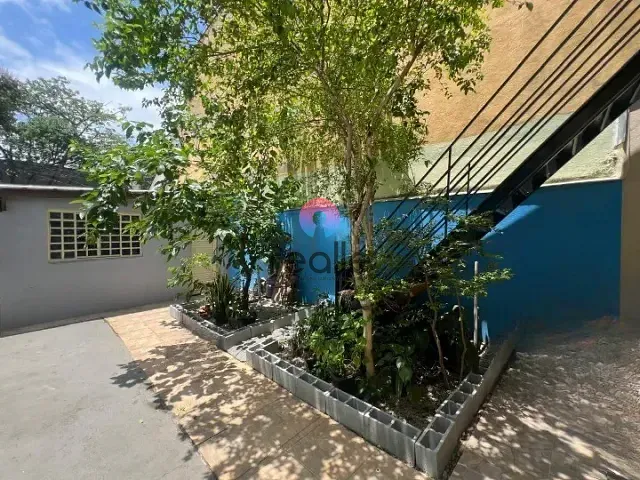 Casa 3 quartos e 2 banheiros, à venda, no bairro Arvoredo em Contagem