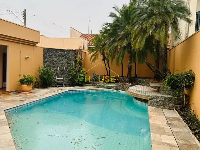 Casa com 555m² 4 quartos e 4 banheiros, à venda, no bairro Vila Marim em Votuporanga