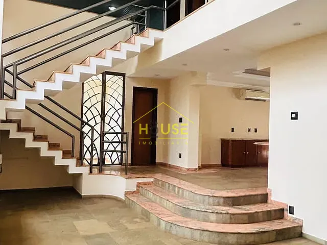 Casa com 555m² 4 quartos e 4 banheiros, à venda, no bairro Vila Marim em Votuporanga