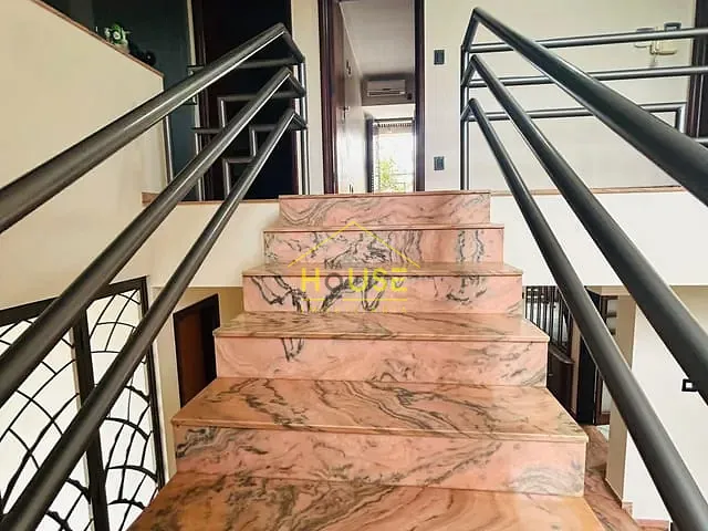 Casa com 555m² 4 quartos e 4 banheiros, à venda, no bairro Vila Marim em Votuporanga