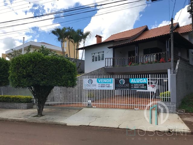 Casa com 389m² 3 quartos e 2 banheiros, à venda, no bairro Jardim Vila Rica em Cambé