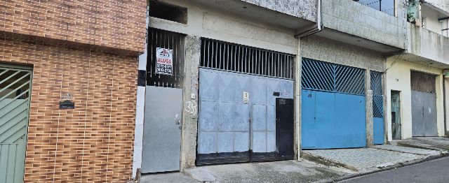 Casa 2 quartos e 1 banheiro, para alugar, no bairro Parque Novo Santo Amaro em São Paulo