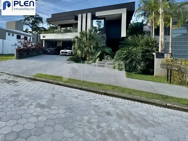 Casa 5 quartos e 8 banheiros, à venda, no bairro Riviera em Bertioga