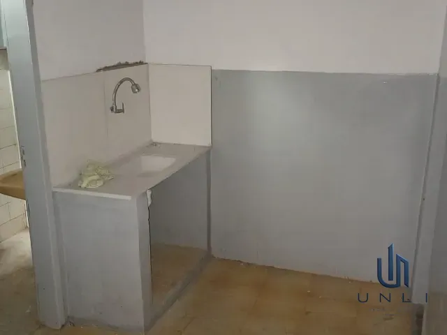 Casa 2 quartos e 1 banheiro, para alugar, no bairro sta rita do zarur em Volta Redonda