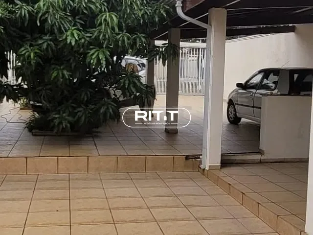 Casa com 300m² 2 quartos e 2 banheiros, para alugar, no bairro Jardim Nova Europa em Campinas