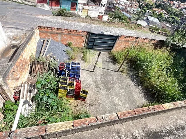 Casa 3 quartos e 3 banheiros, à venda, no bairro Kátia (Justinópolis) em Ribeirão das Neves