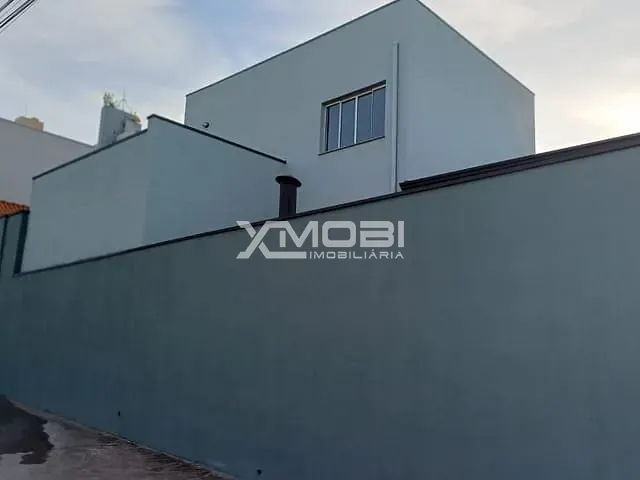 Casa com 172m² 4 quartos e 3 banheiros, à venda, no bairro Vila Arens II em Jundiaí