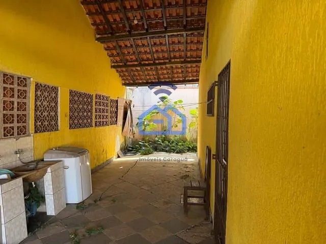 Casa com 540m² 2 quartos e 1 banheiro, à venda, no bairro Morro do Algodão em Caraguatatuba