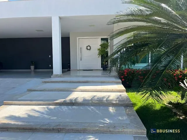 Casa 3 quartos e 4 banheiros, à venda, no bairro Parque Rodoviário em Campos dos Goytacazes