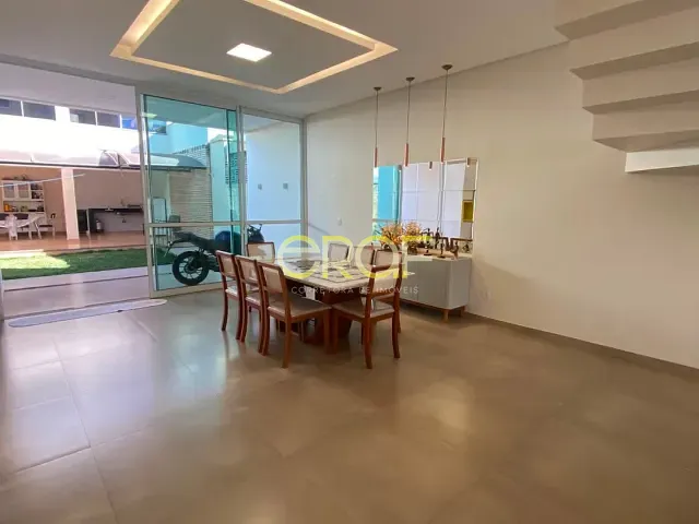 Casa 4 quartos e 6 banheiros, à venda, no bairro Jardim américa em Formosa