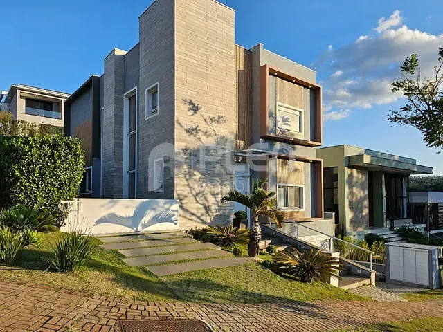 Casa com 500m² 4 quartos e 6 banheiros, à venda, no bairro Cidade Tamboré em Santana de Parnaíba