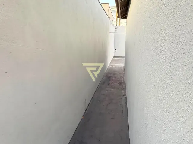 Casa com 160m² 2 quartos e 1 banheiro, à venda, no bairro Jardim Cristo Redentor em Ribeirão Preto