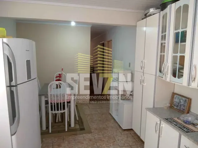 Casa com 205m², à venda, no bairro Conjunto Habitacional Pastor Arlindo Lopes Viana em Bauru