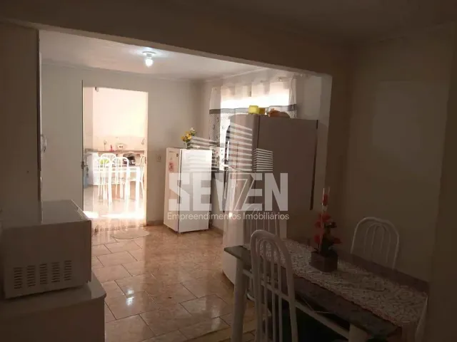 Casa com 205m², à venda, no bairro Conjunto Habitacional Pastor Arlindo Lopes Viana em Bauru