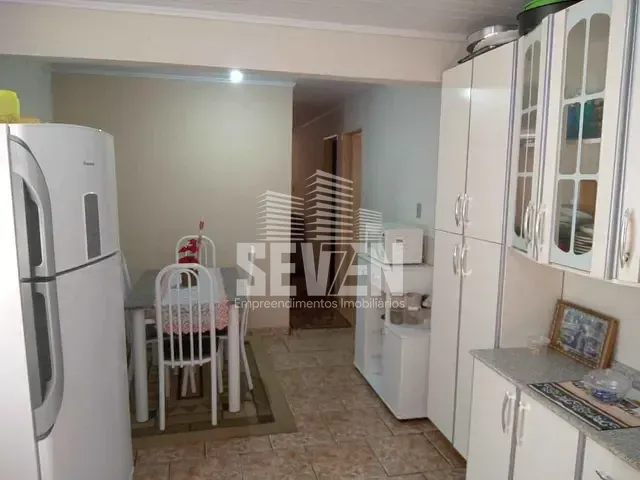 Casa com 205m², à venda, no bairro Conjunto Habitacional Pastor Arlindo Lopes Viana em Bauru