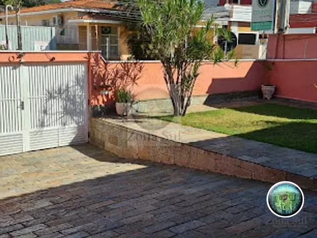 Casa com 210m² 3 quartos e 3 banheiros, à venda, no bairro Centro em Votorantim