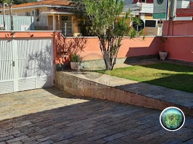 Casa com 210m² 3 quartos e 3 banheiros, à venda, no bairro Centro em Votorantim