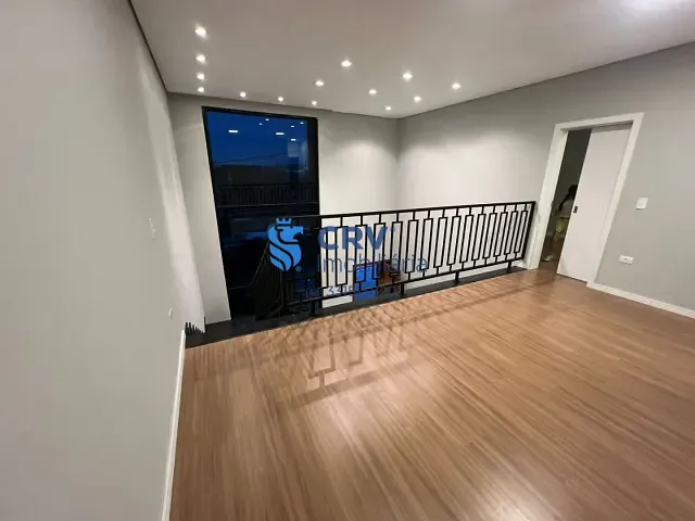 Casa com 250m² 4 quartos e 5 banheiros, à venda, no bairro Jardim Montecatini em Londrina