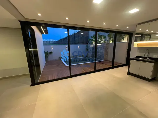 Casa com 250m² 4 quartos e 5 banheiros, à venda, no bairro Jardim Montecatini em Londrina