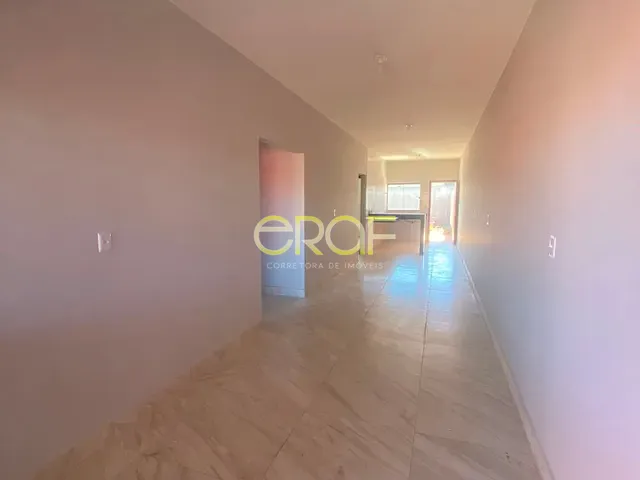 Casa 3 quartos e 2 banheiros, à venda, no bairro Parque da Colina I em Formosa