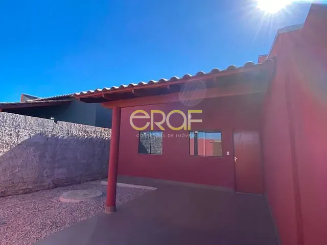 Casa 3 quartos e 2 banheiros, à venda, no bairro Parque da Colina I em Formosa