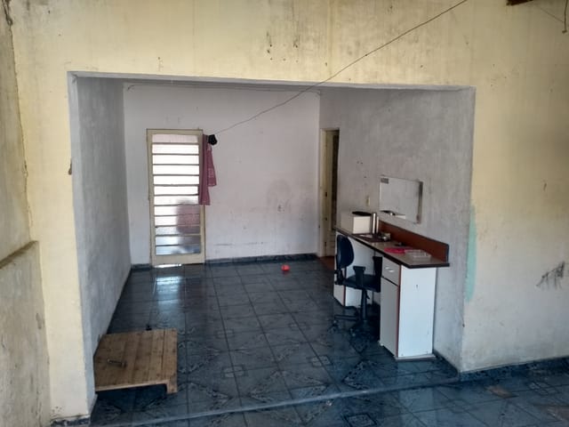Casa com 250m² 3 quartos e 1 banheiro, à venda, no bairro Parque Valença I em Campinas