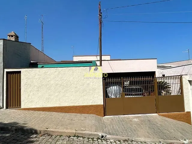 Casa com 220m² 3 quartos e 1 banheiro, à venda, no bairro Vila Teixeira em Salto