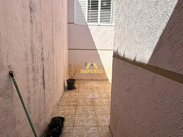 Casa com 220m² 3 quartos e 1 banheiro, à venda, no bairro Vila Teixeira em Salto