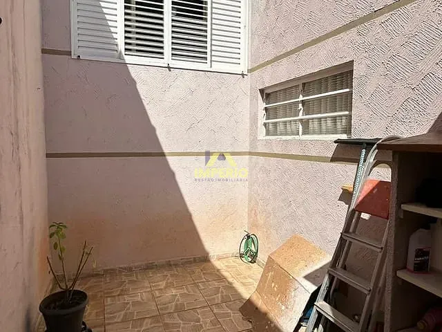 Casa com 220m² 3 quartos e 1 banheiro, à venda, no bairro Vila Teixeira em Salto