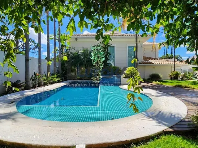 Casa com 750m² 4 quartos e 8 banheiros, à venda, no bairro Jardim Recanto em Valinhos