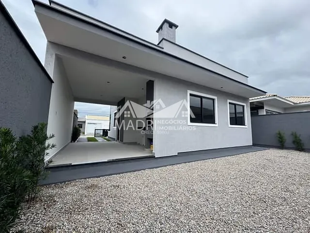 Casa 3 quartos e 1 banheiro, à venda, no bairro Bela Vista em Palhoça