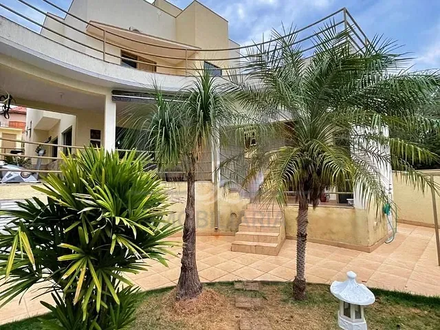 Casa com 300m² 3 quartos e 4 banheiros, à venda, no bairro Jardim Alzira em Pedreira