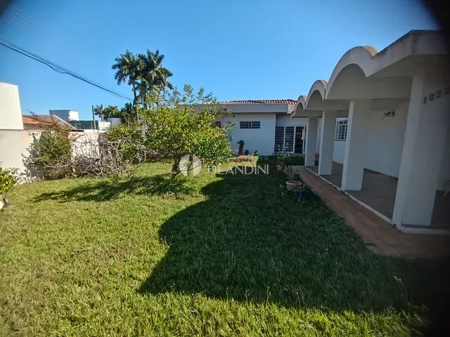 Casa com 799m² 3 quartos e 1 banheiro, à venda, no bairro Centro em Artur Nogueira