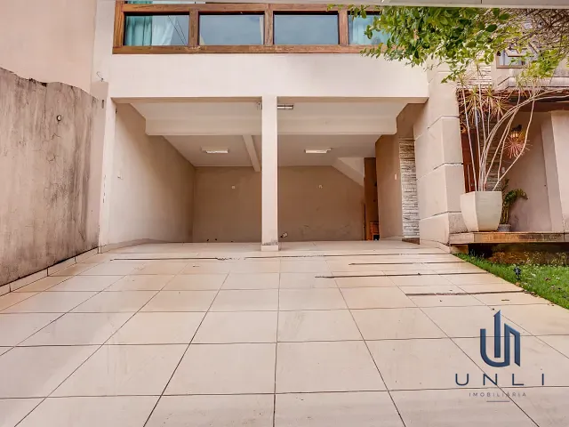 Casa 3 quartos e 4 banheiros, à venda, no bairro Jardim Suíça em Volta Redonda