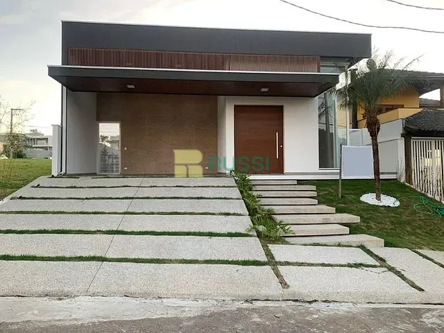 Casa com 300m² 3 quartos e 1 banheiro, à venda ou para alugar, no bairro Bairro Do Grama em Caçapava