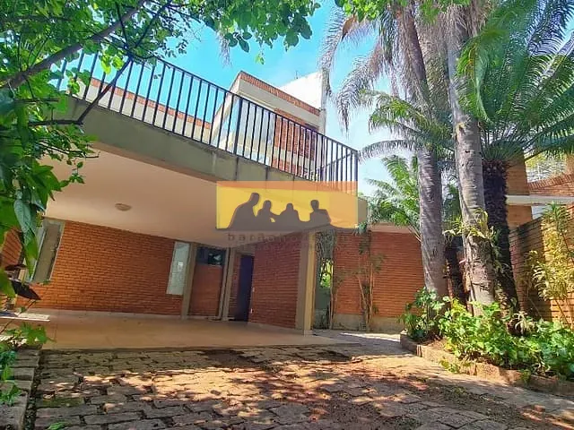 Casa com 883m² 4 quartos e 3 banheiros, à venda, no bairro Cidade Universitária em Campinas
