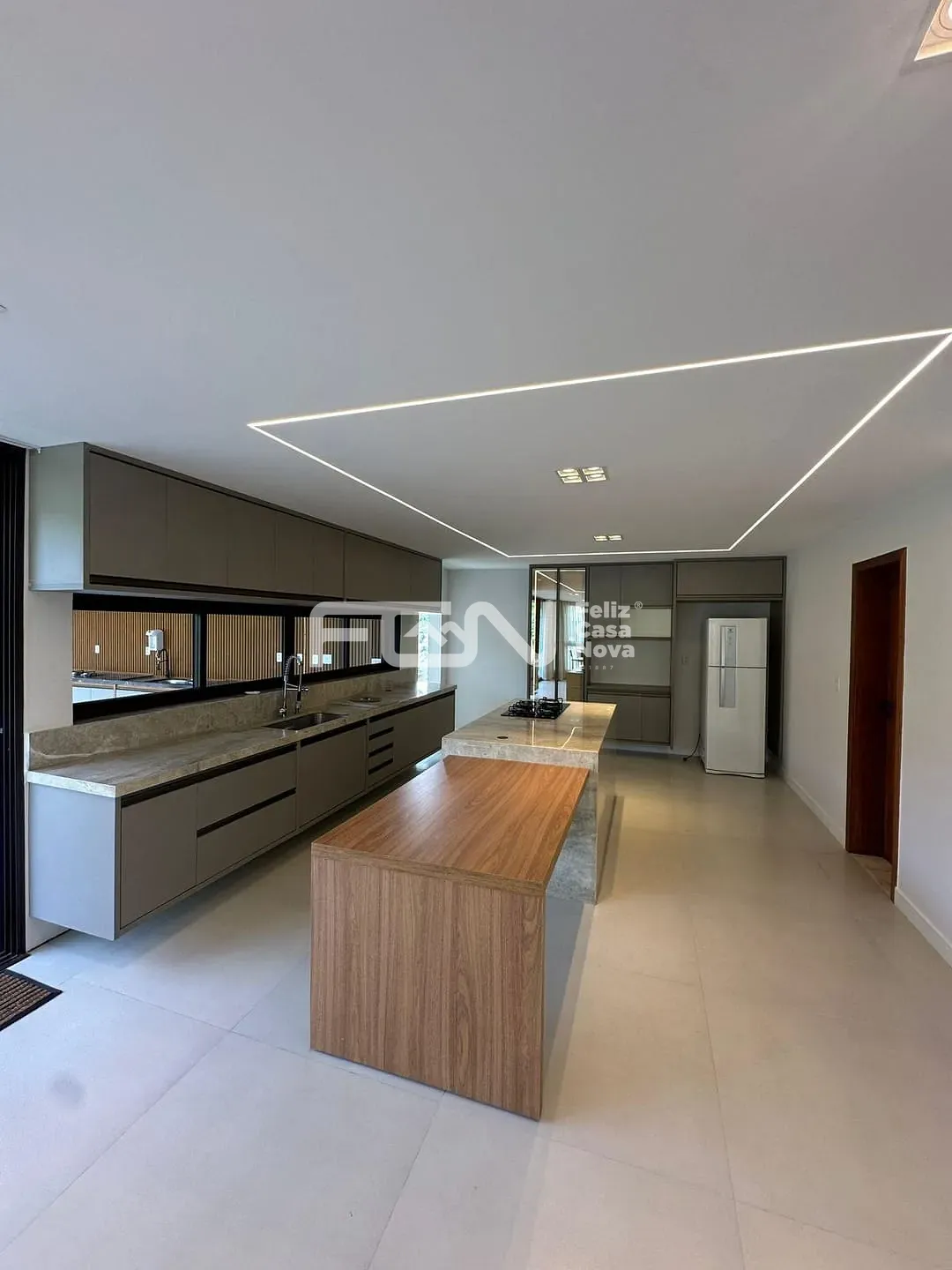 Casa, 4 quartos, 335 m² - Foto 8