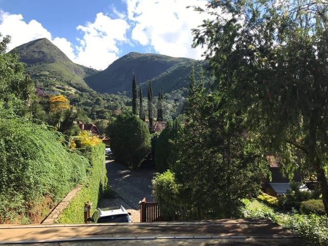 Casa à venda, no bairro Araras em Petrópolis