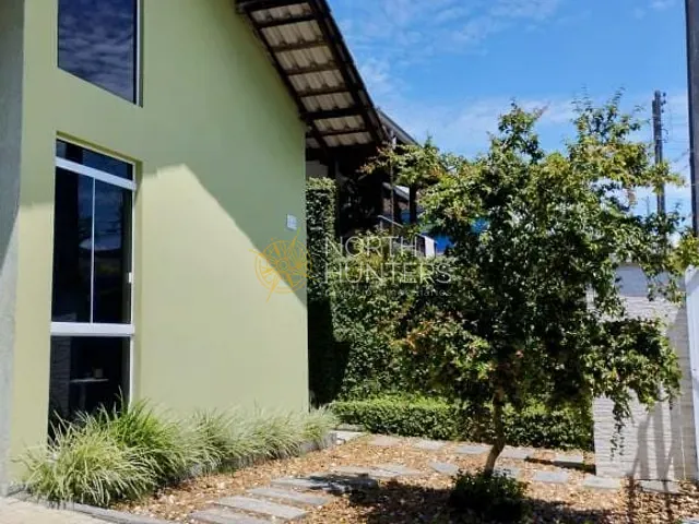 Casa com 210m² 5 quartos e 3 banheiros, à venda, no bairro Costa e Silva em Joinville