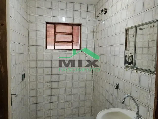 Casa com 40m² 1 quarto e 1 banheiro, para alugar, no bairro Taboão em Diadema