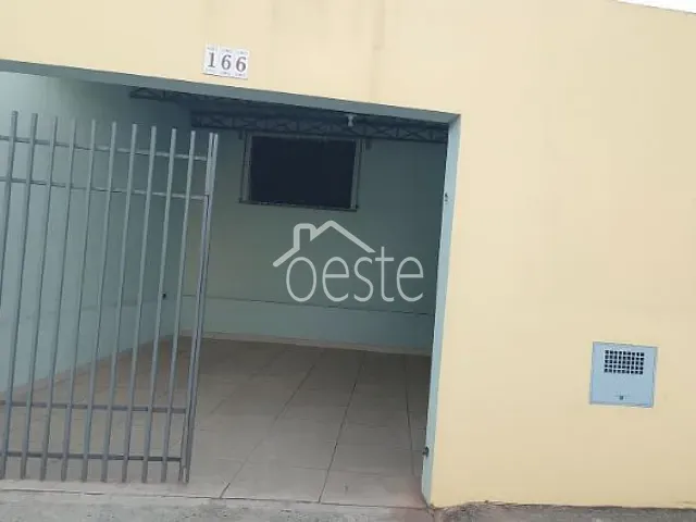 Casa com 125m² 1 quarto e 1 banheiro, à venda, no bairro Jardim Santa Luzia em Santa Bárbara D'Oeste