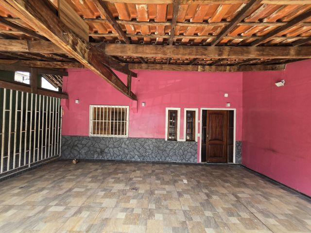 Casa com 250m² 5 quartos e 4 banheiros, à venda, no bairro Chácara Santana em São Paulo