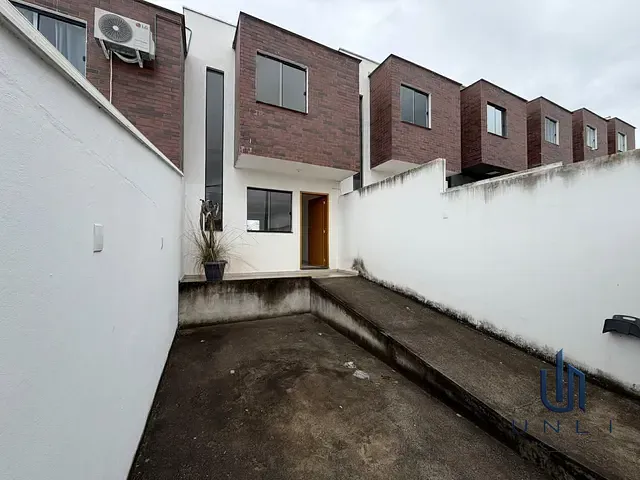 Casa 2 quartos e 3 banheiros, à venda, no bairro Barra de Fátima em Barra do Piraí